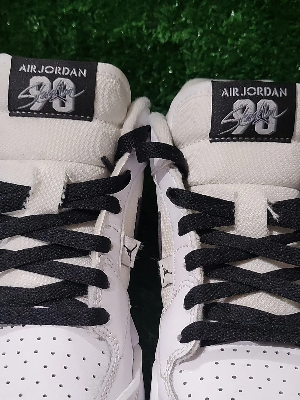 Jordan Men’s White and Black Low-Top Sneakers